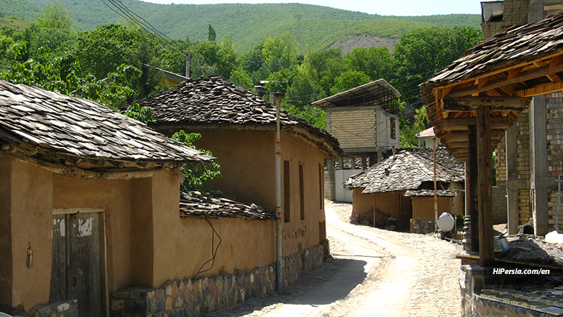 Kandelous village