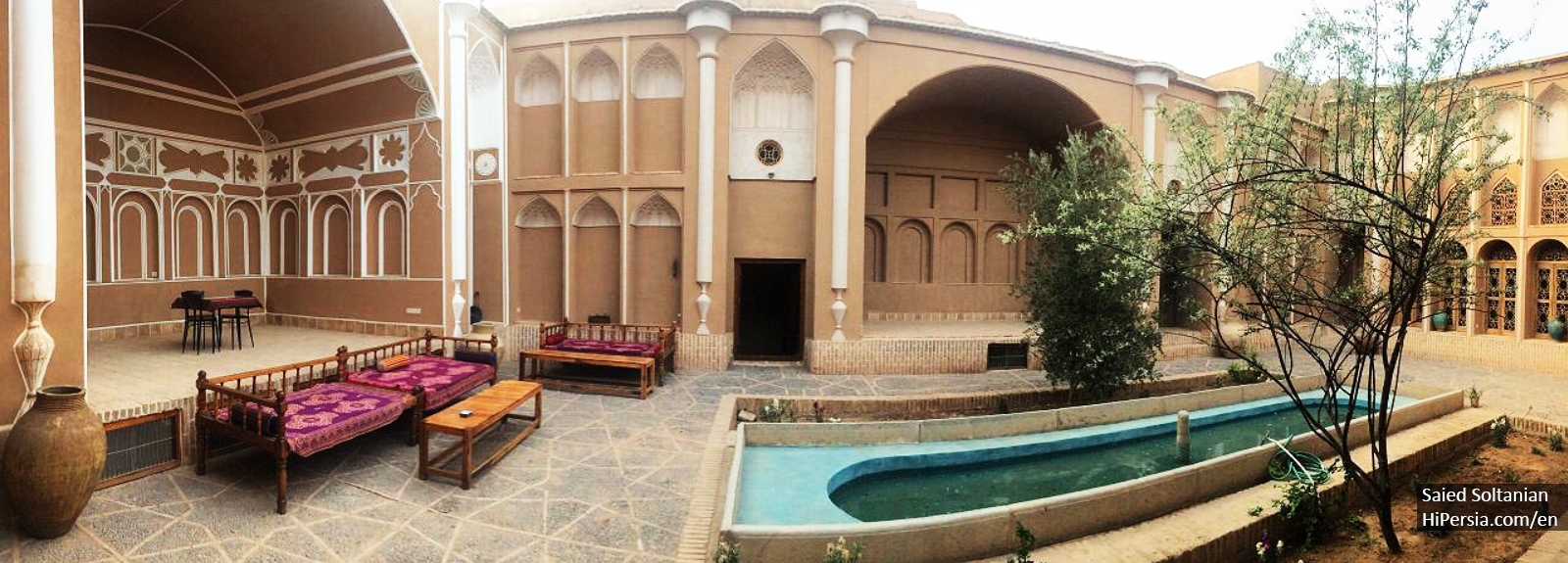 Khanehseneek Yazd Eco-tourism resort