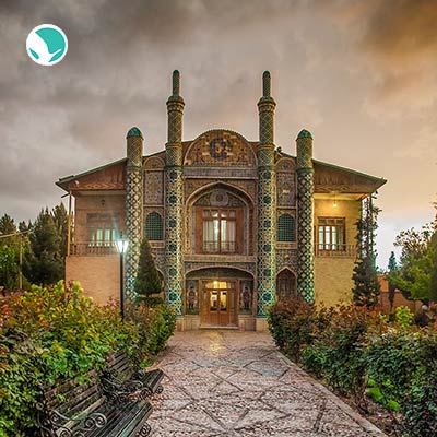 Mofakham's Mirror House
