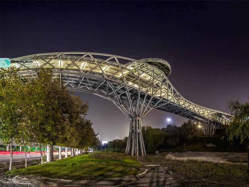 پل طبیعت-تهران