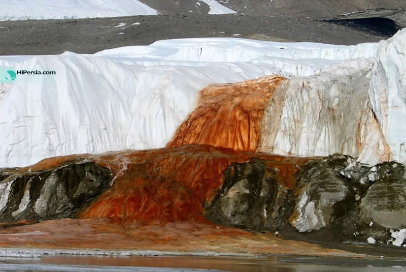 آبشار خونین قطب